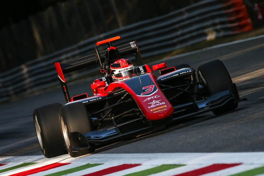 George Russell ve voze ART Grand Prix – GP3 2017