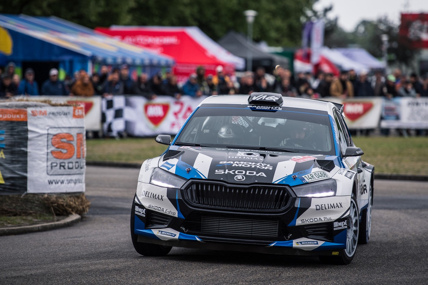 Rally Český Krumlov, posádka Adam Březík / Ondřej Krajča s vozem Škoda Fabia RS Rally2, foto z roku 2024