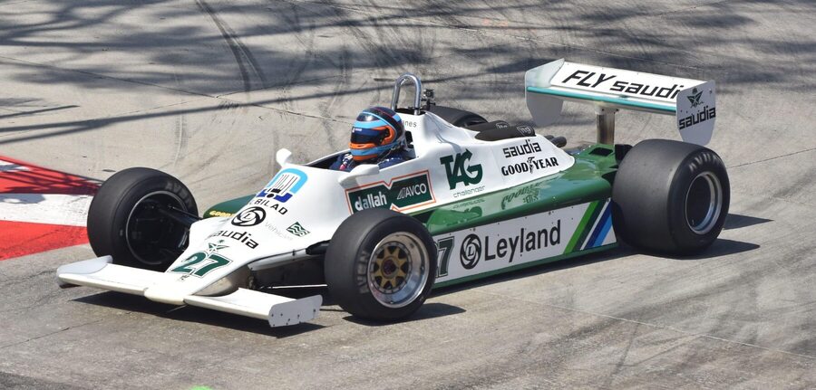 Vůz FW07, se kterým Williams závodil v letech 1979-1981