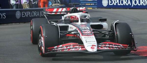 Esteban Ocon v Haasu během VC Monaka 2025