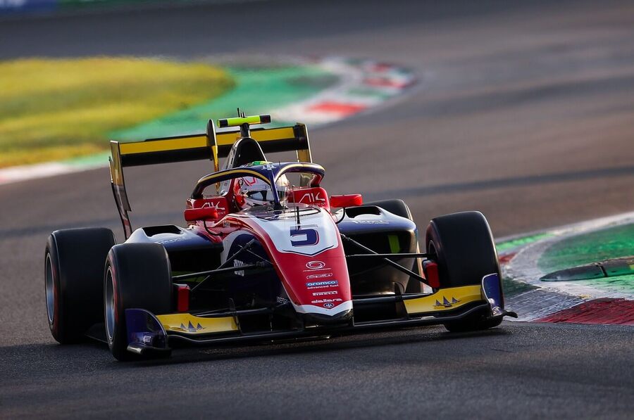 Gabriel Bortoleto ve voze Trident (F3 2023)
