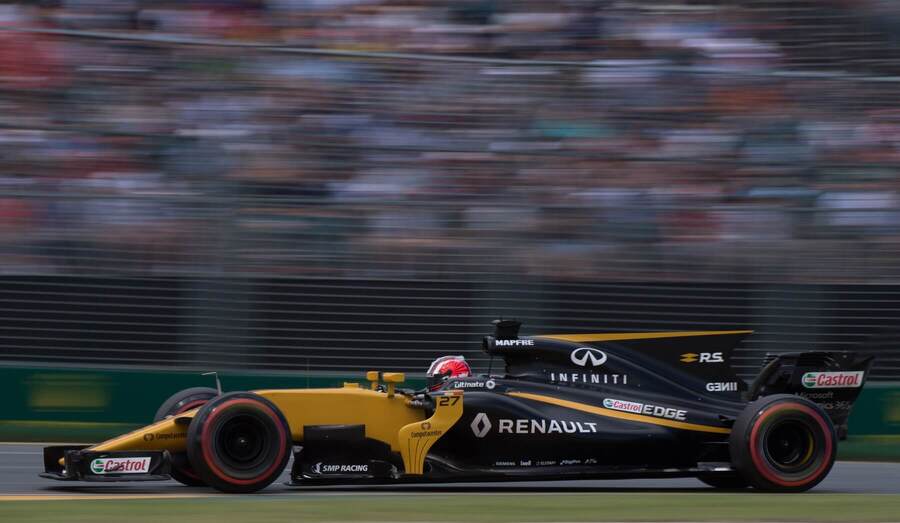 Hülkenberg ve voze Renaultu z roku 2017