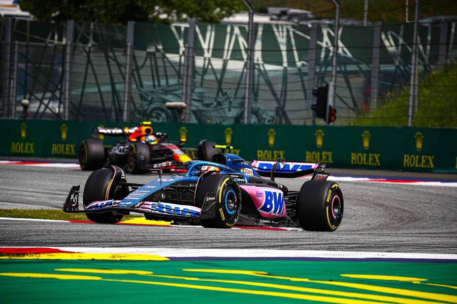 Pierre Gasly v monopostu Alpine z roku 2023