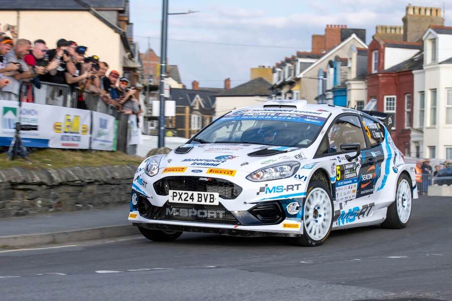 JDS Machinery Rali Ceredigion, Jon Armstong s vozem Ford Fiesta Rally2 (fotka z roku 2024)
