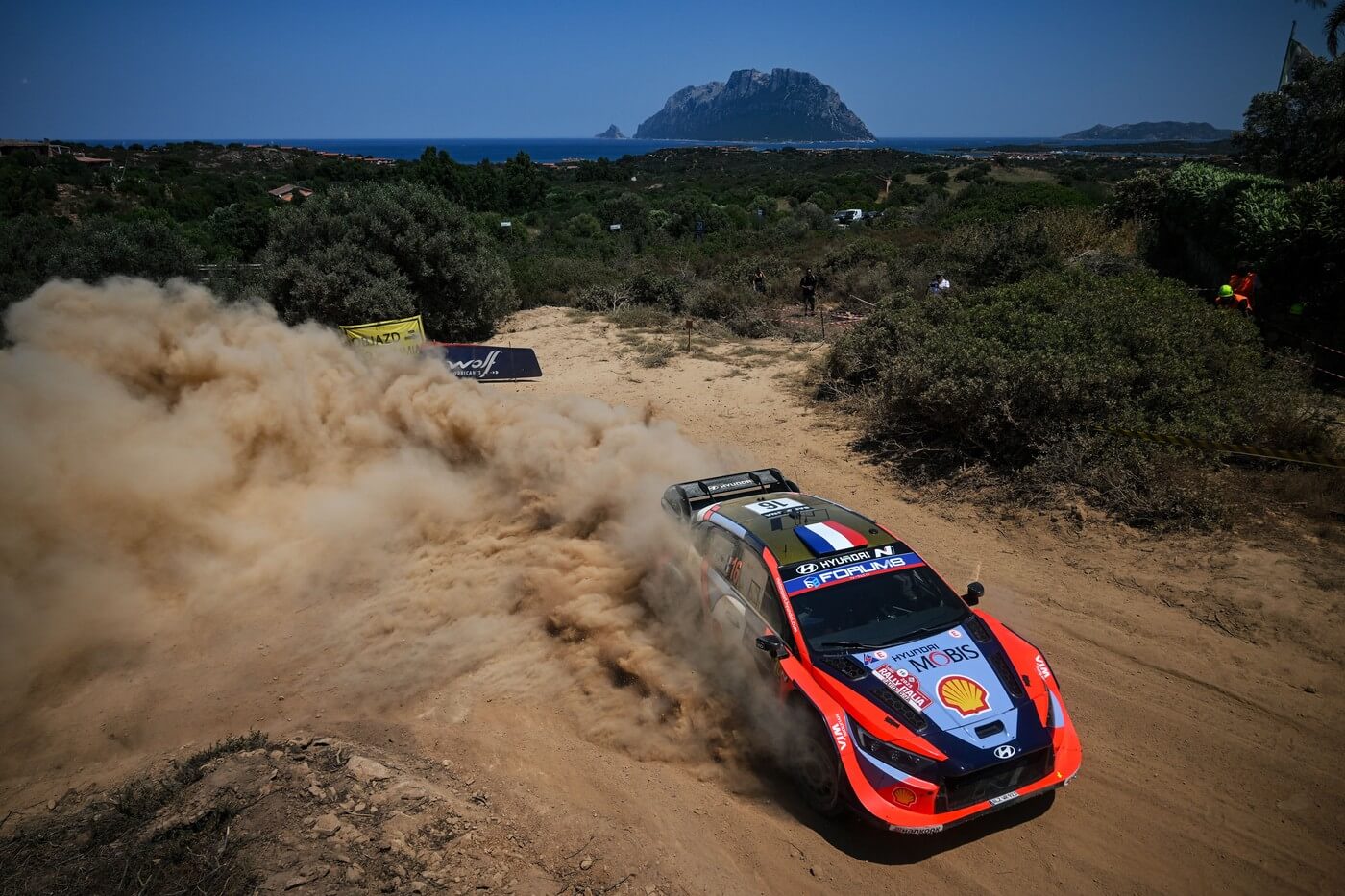 Ilustrační foto z rally, snímek z Rally Sardegna 2025, Adrien Fourmaux