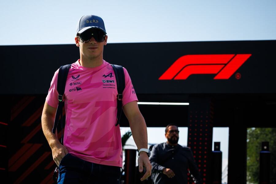 Franco Colapinto zůstave ve Formuli 1 i v roce 2026