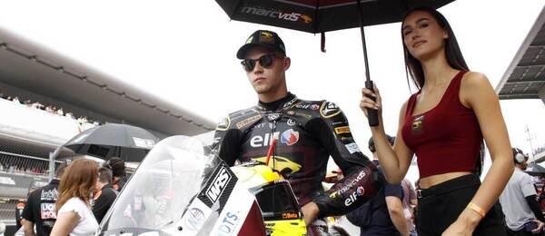 Český závodník Moto2 Filip Salač bude v příští sezóně jezdit za tým Onlyfans American Racing